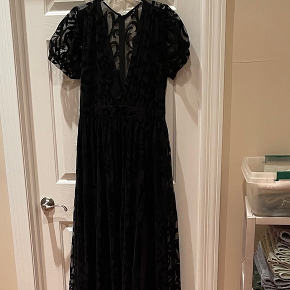 Windsor Black Sheer Short Puff Sleeve Dress 12 Very Long - Picture 2 of 12